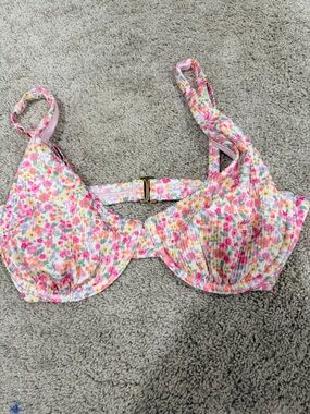 Hollister Multicolor Pink Floral Underwire Bikini Top